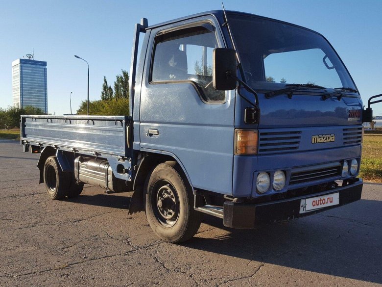 Бортовой грузовик