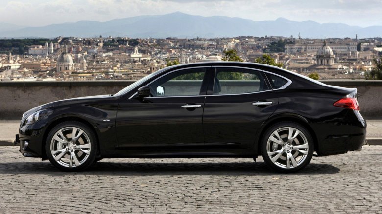 Инфинити q70