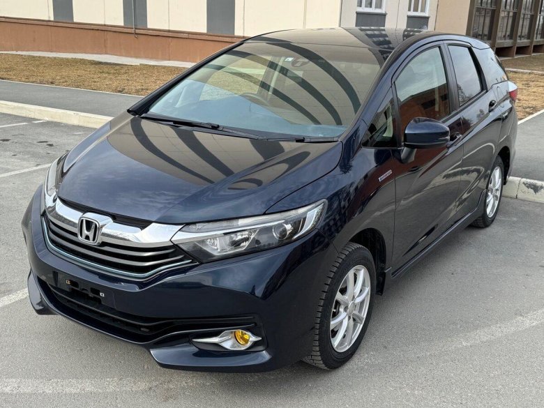 Honda shuttle hybrid 2017