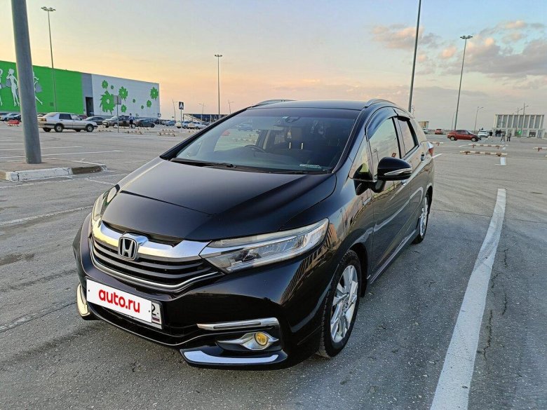 Honda shuttle hybrid 2017