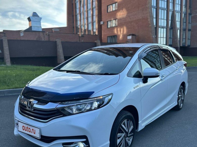 Хонда шаттл гибрид 2015