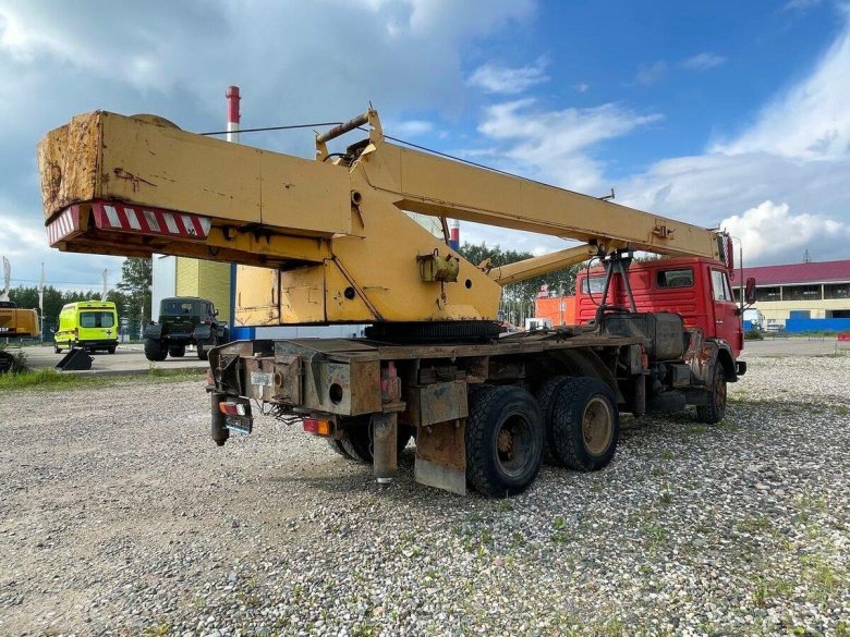 Автокран камаз