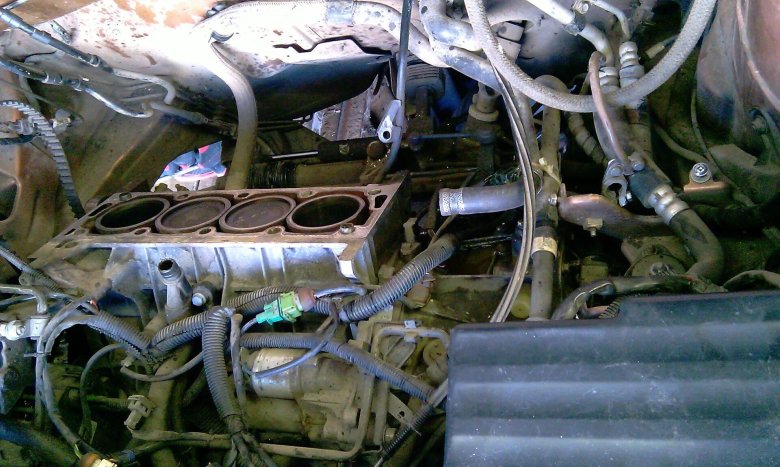 Двигатель Иран Саманд 1.8