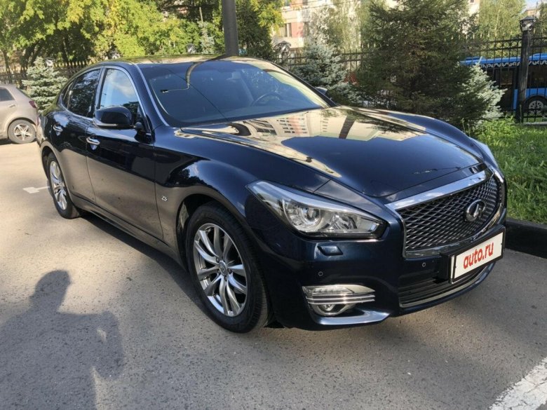 Инфинити седан q70