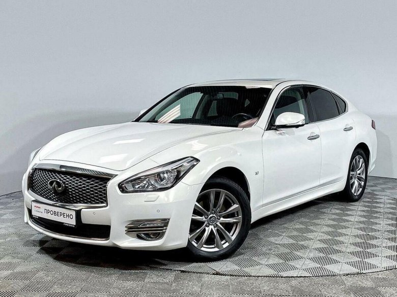 Infiniti седан q50