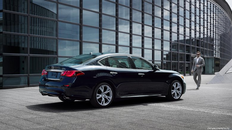 Infiniti q70