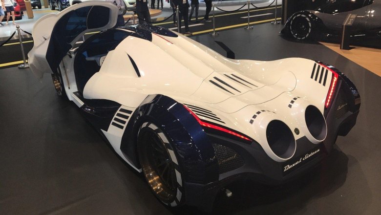 Машина Devel Sixteen Prototype