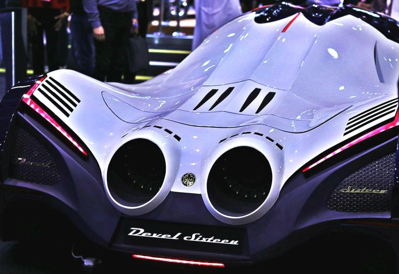 Гиперкар девил Сикстин