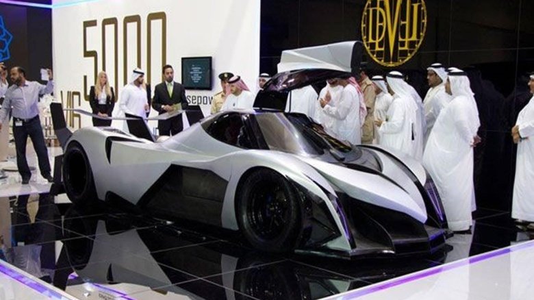 Машина гиперкар Devel Sixteen
