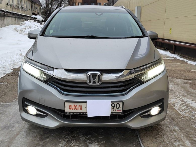 Хонда шаттл 2016 робот