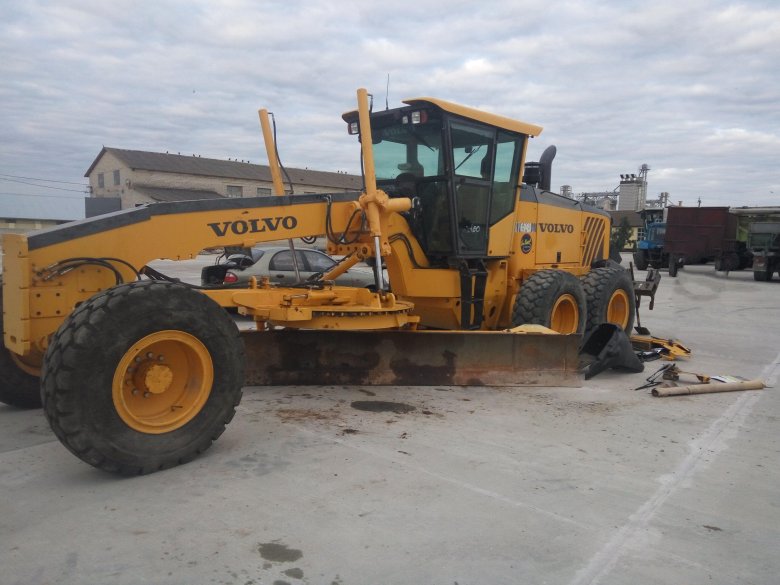 Грейдер Volvo g940
