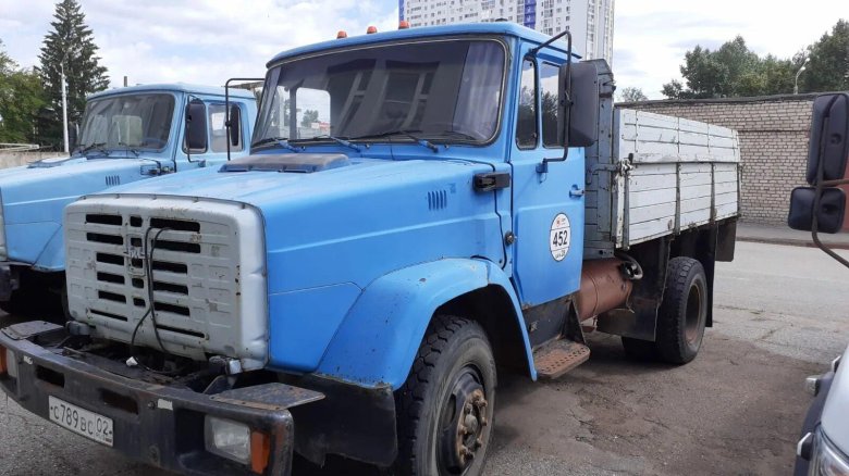 Автомобиль ЗИЛ 433360