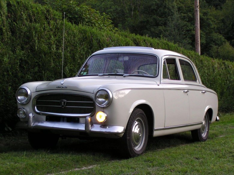 Peugeot 404 sedan