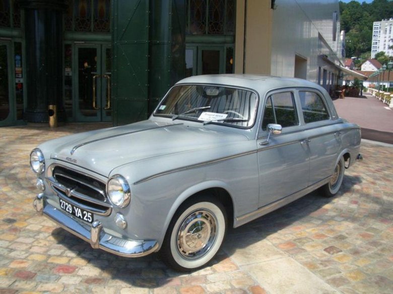 Peugeot 403