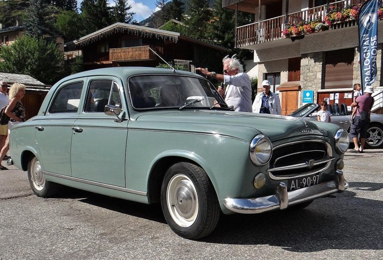 Peugeot 403