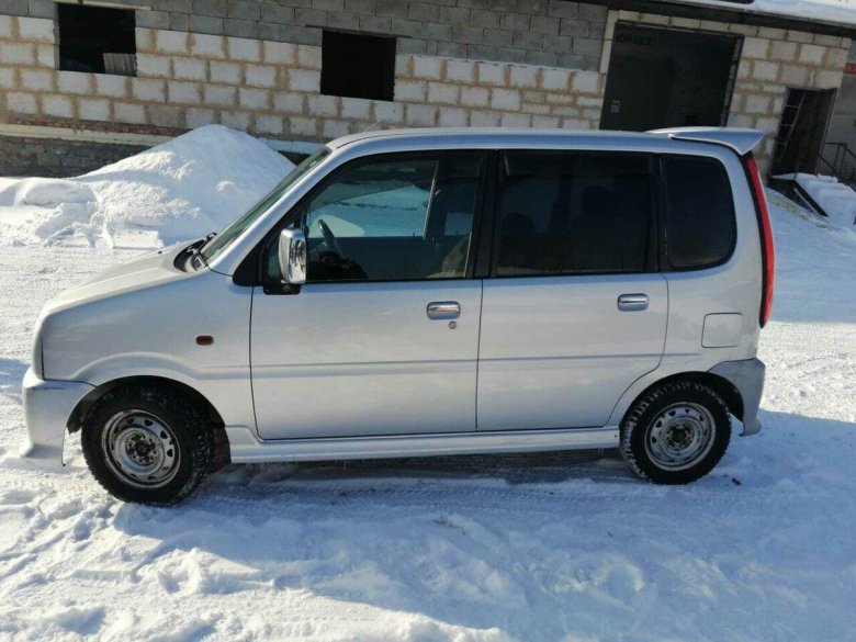 Daihatsu move 2001