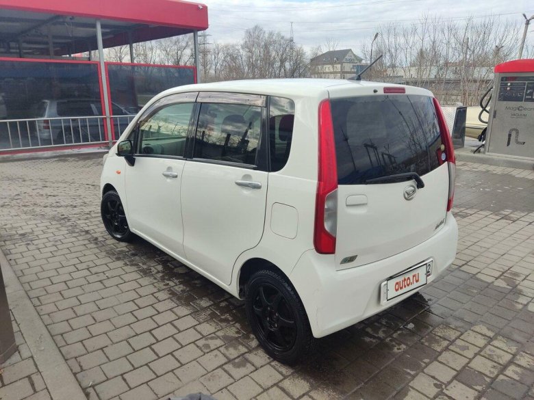 Дайхатсу мув