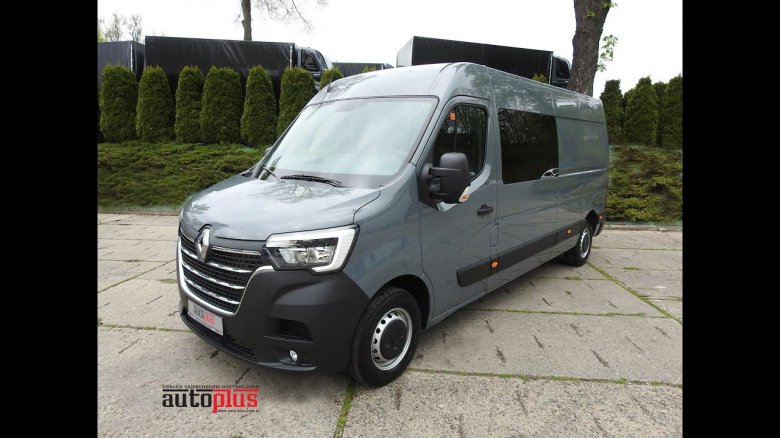 Рено цельнометаллический фургон