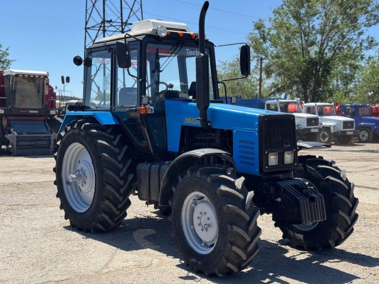 Трактор беларус 1221 2