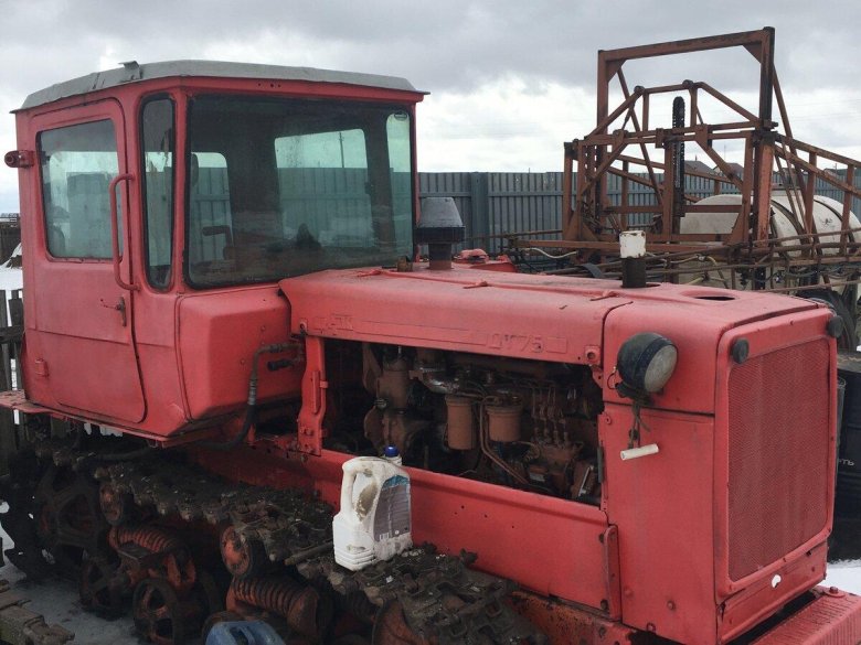 Трактор гусеничный дт 75