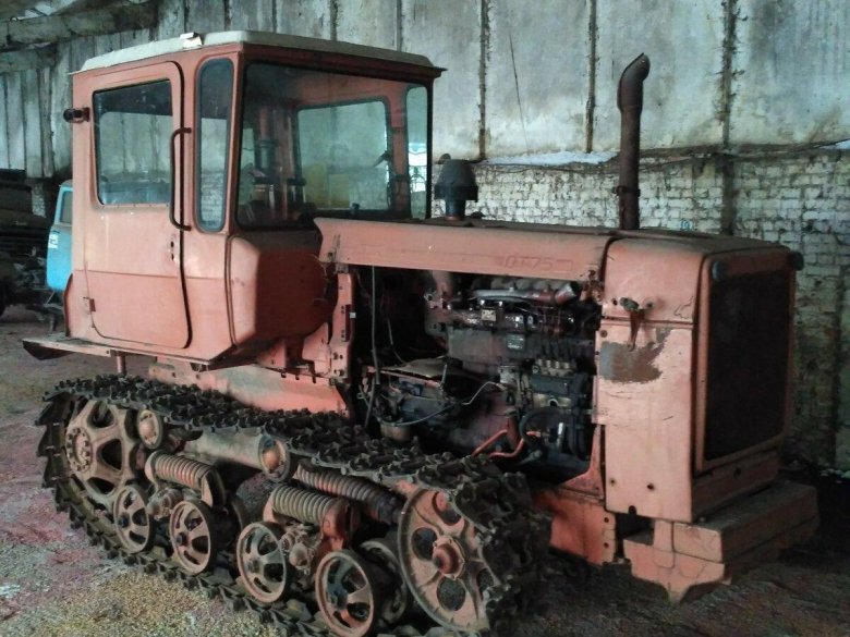 Трактор гусеничный дт 75