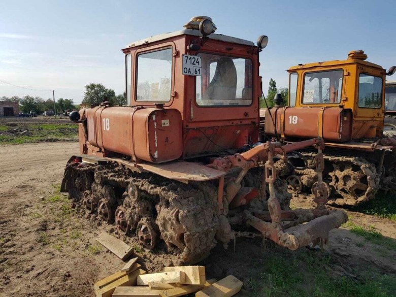 Трактор гусеничный дт 75