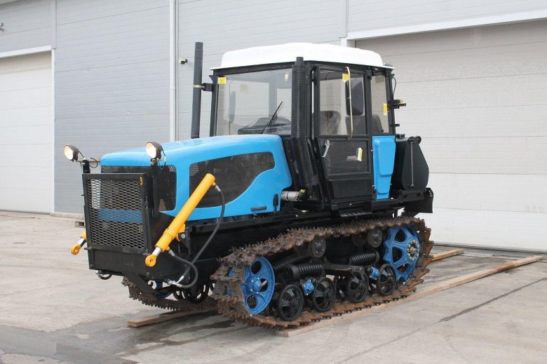 ДТ-75 трактор