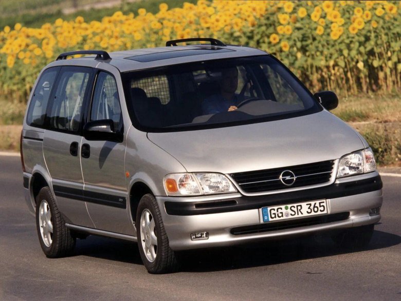 Opel Sintra 2.2