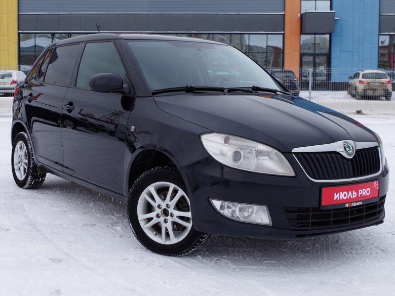 Skoda Fabia 2011 черный