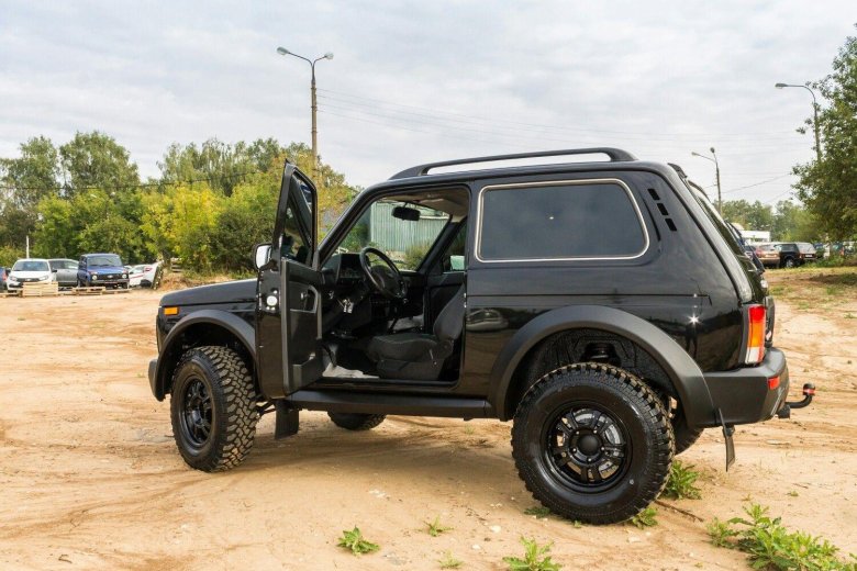 Lada Niva 4x4 Bronto