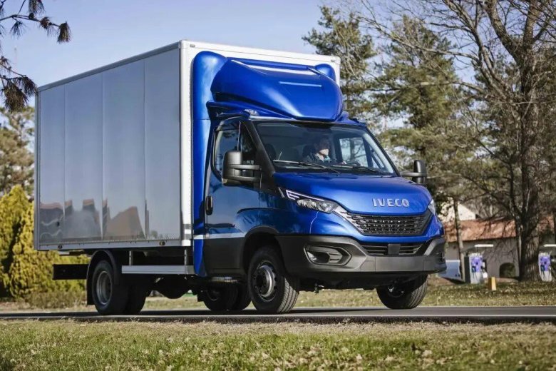 Ивеко дейли фургон