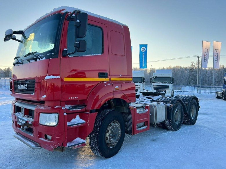 Седельный тягач камаз