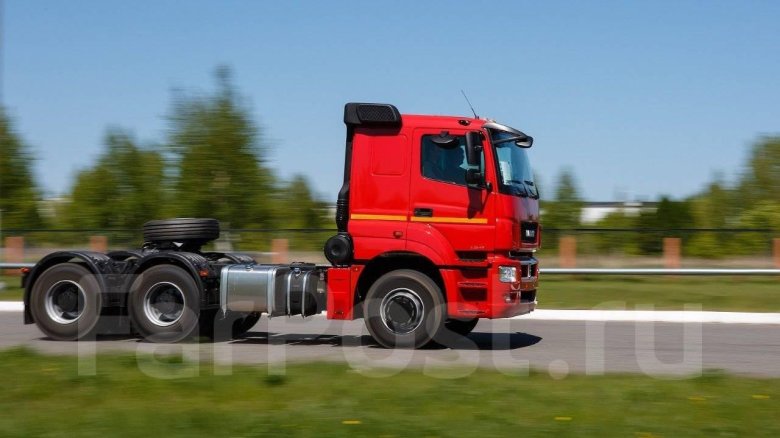 Седельный тягач КАМАЗ 65806