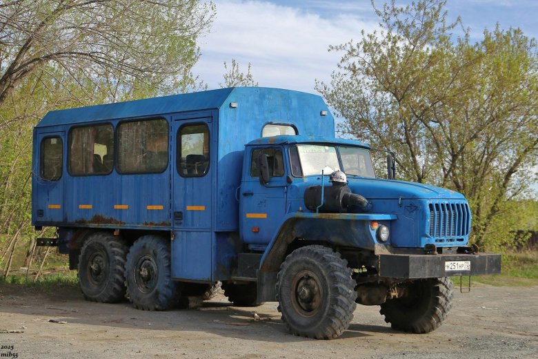 Вахтовый автобус урал 32551-0013-61