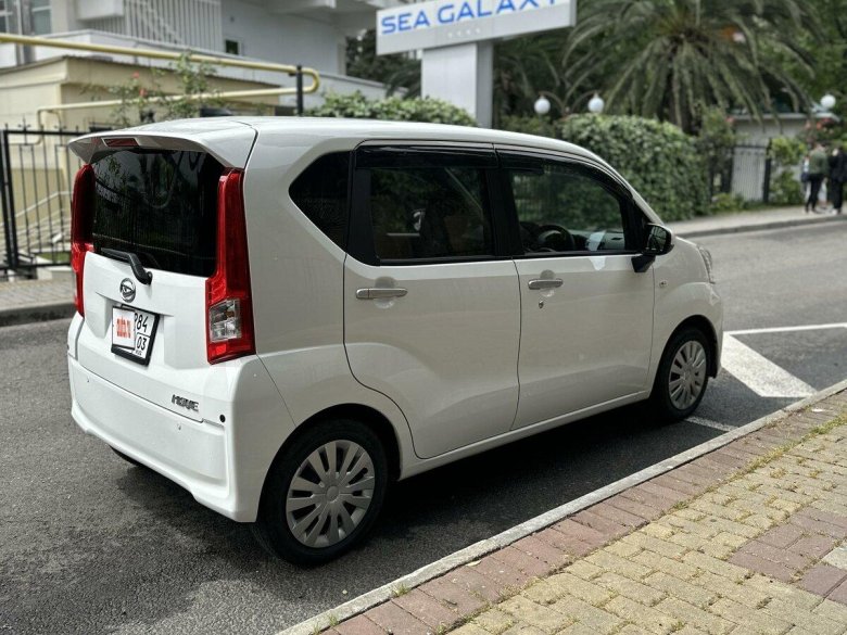 Daihatsu move la150