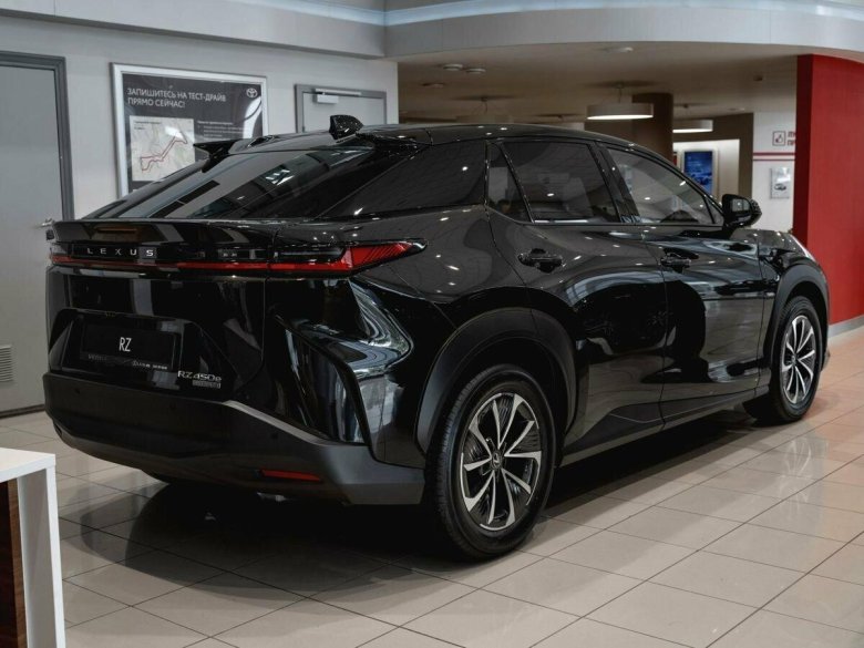 Черный лексус