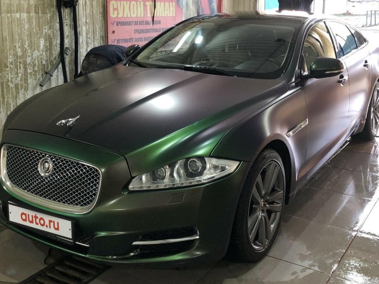 Jaguar XJ x351 зеленый