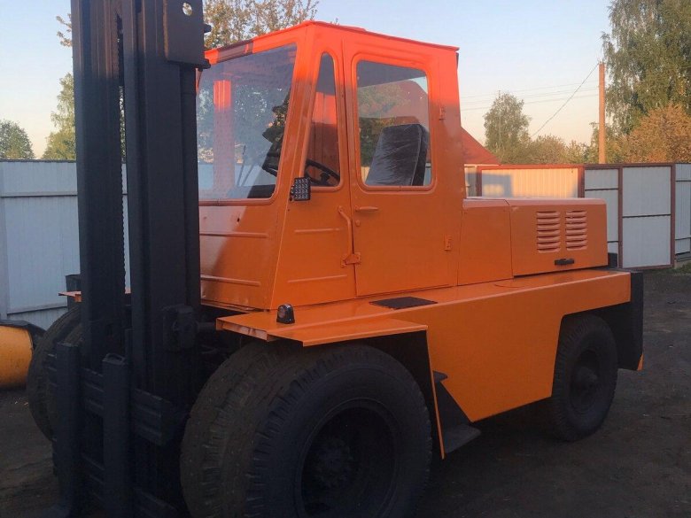 Львовский вилочный погрузчик ап-40814