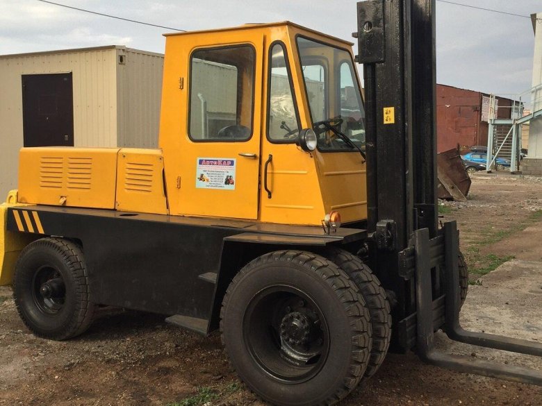 Львовский погрузчик 40810 вилочный