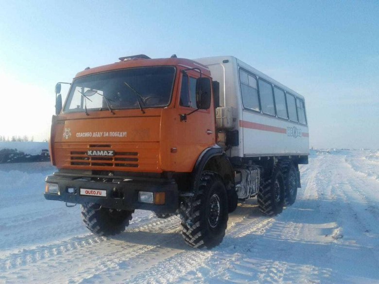 Вахтовка НЕФАЗ 4208