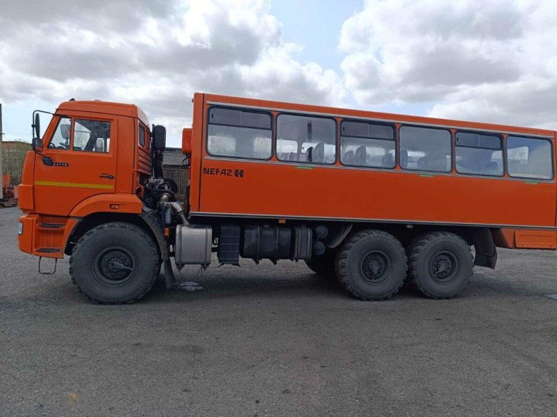 Вахтовый автобус нефаз