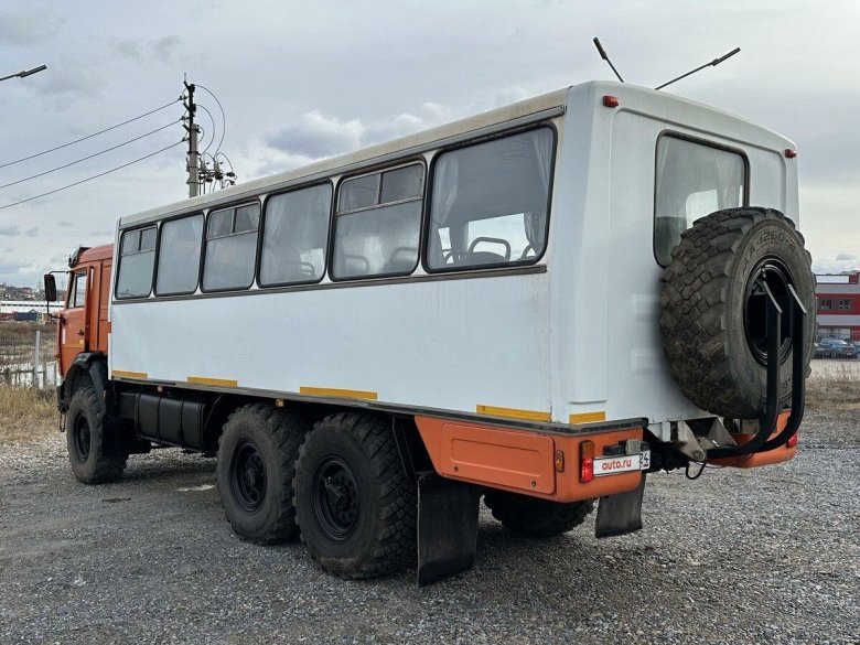 Вахтовый автобус нефаз 4208