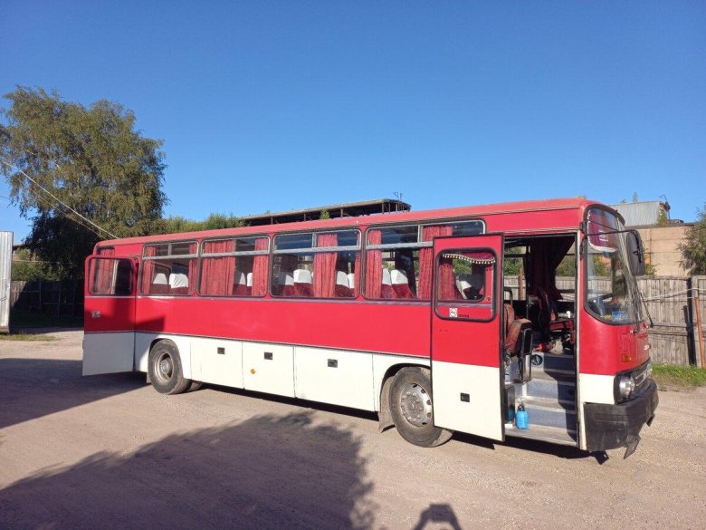 Автобус икарус 256