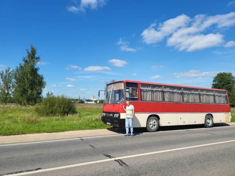 Автобус икарус 256