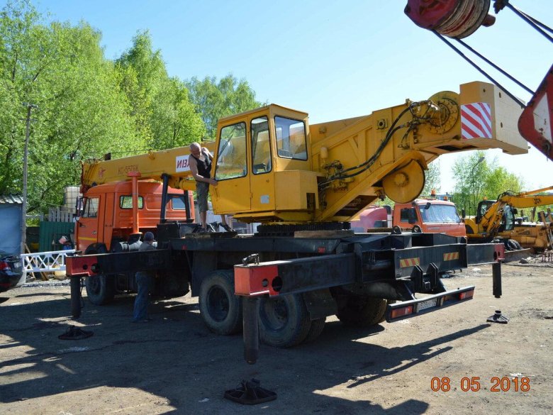 Автокран Ивановец КС-5576к