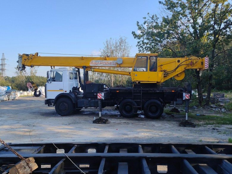 Автокран маз 32т ивановец