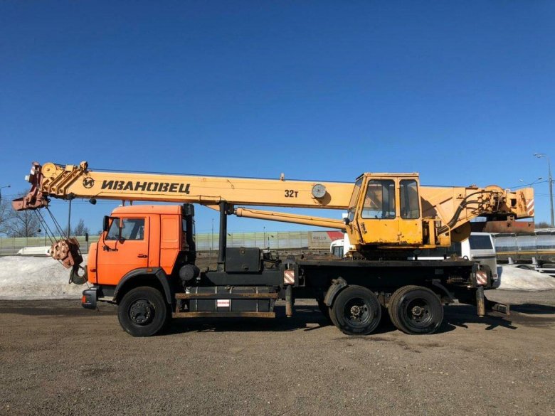 Автокран ивановец 32т. кс-5576