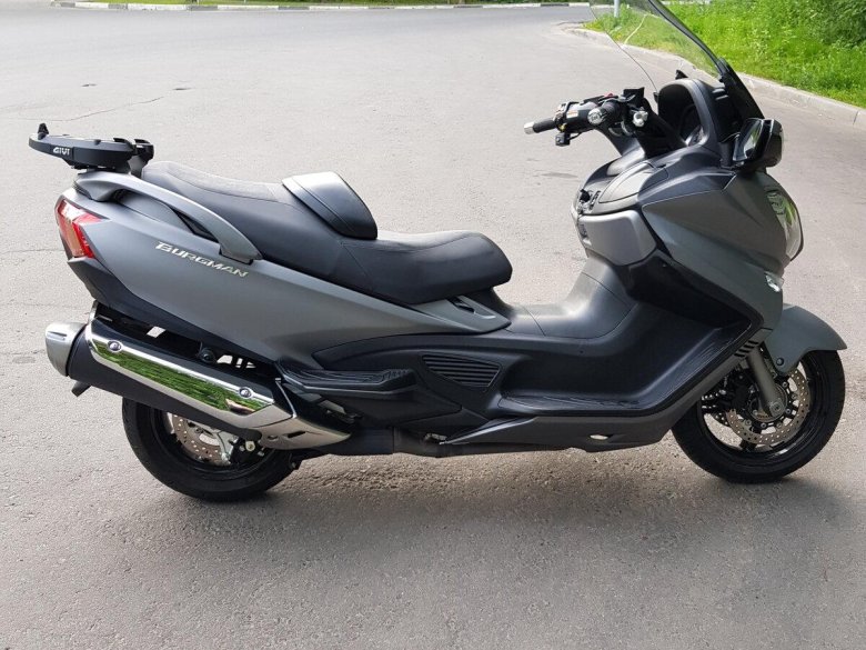 Suzuki skywave 400