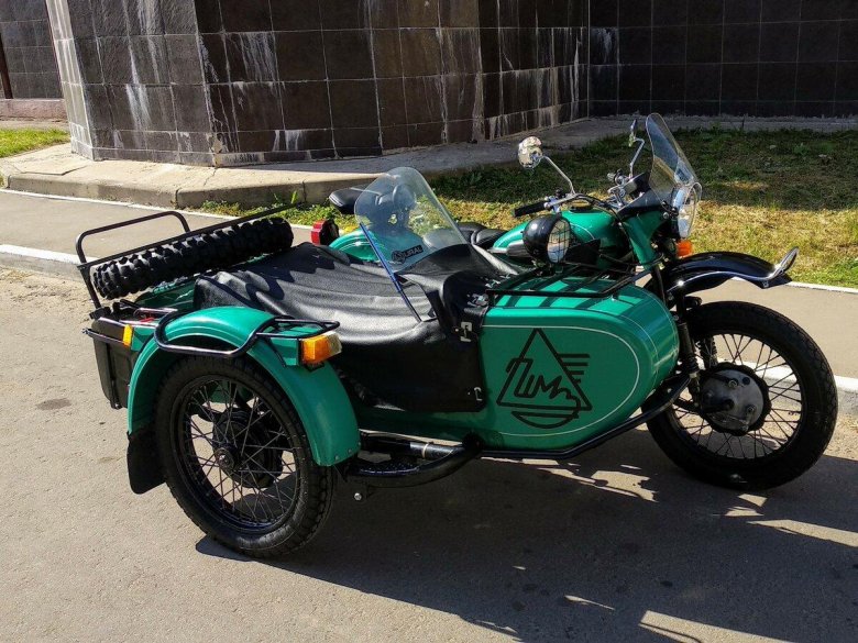 Мотоцикл Урал зеленый металлик