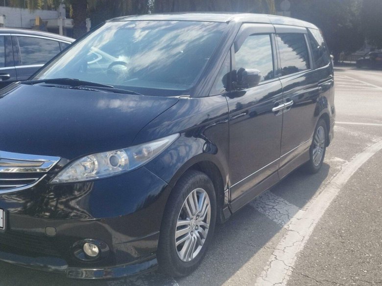 Honda elysion i рестайлинг 2006